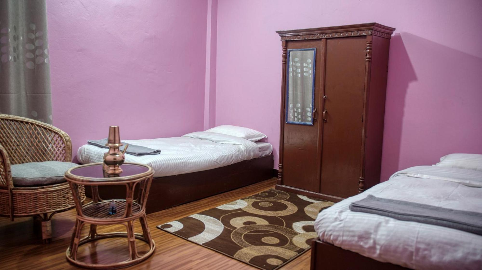 Yogstay Homestay In كاتماندو المظهر الخارجي الصورة